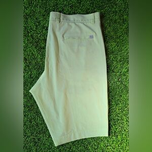 Peter Millar Mens Golf Shorts 
36” waist 9” inseam 
Lime Green